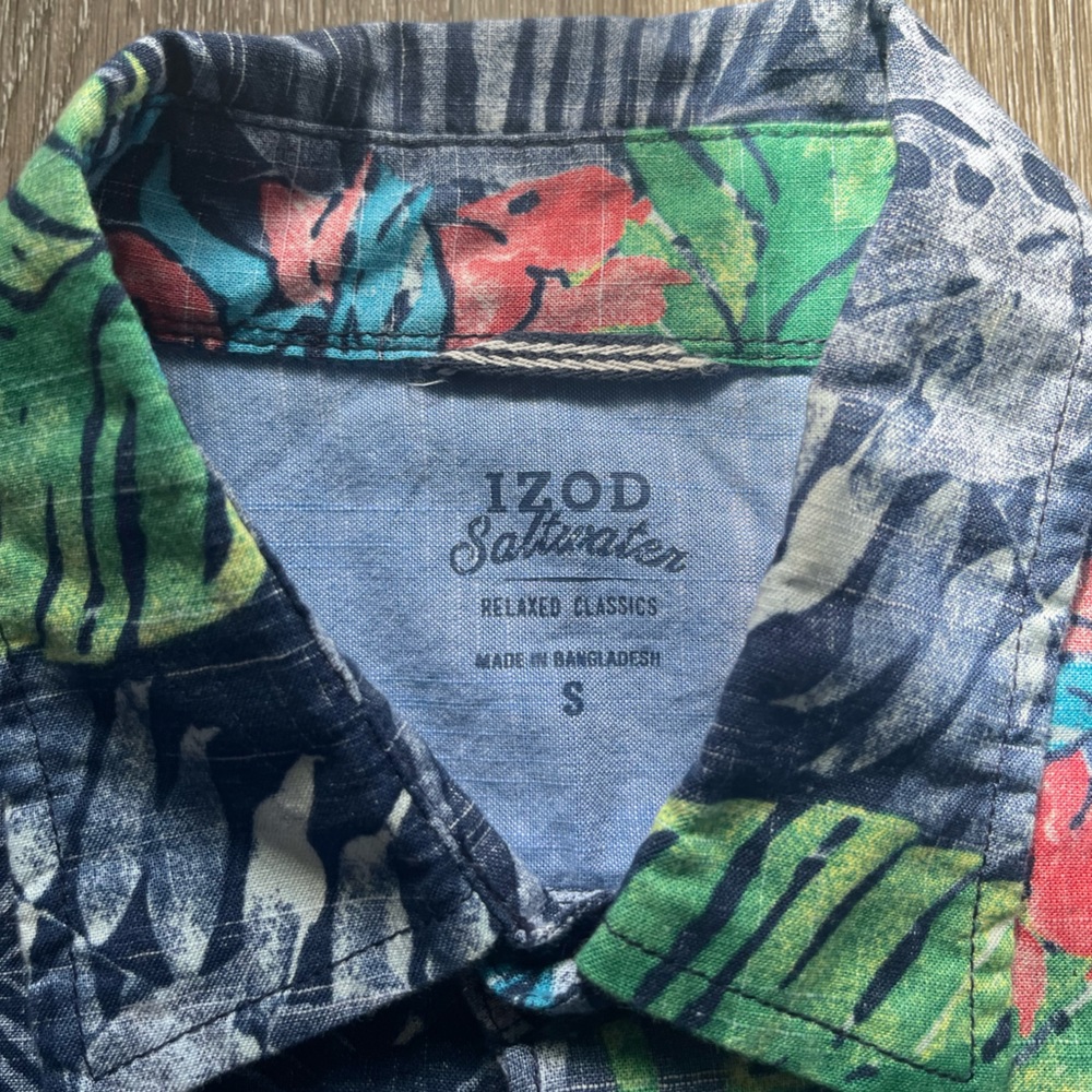 IZOD button down - Picture 2 of 3